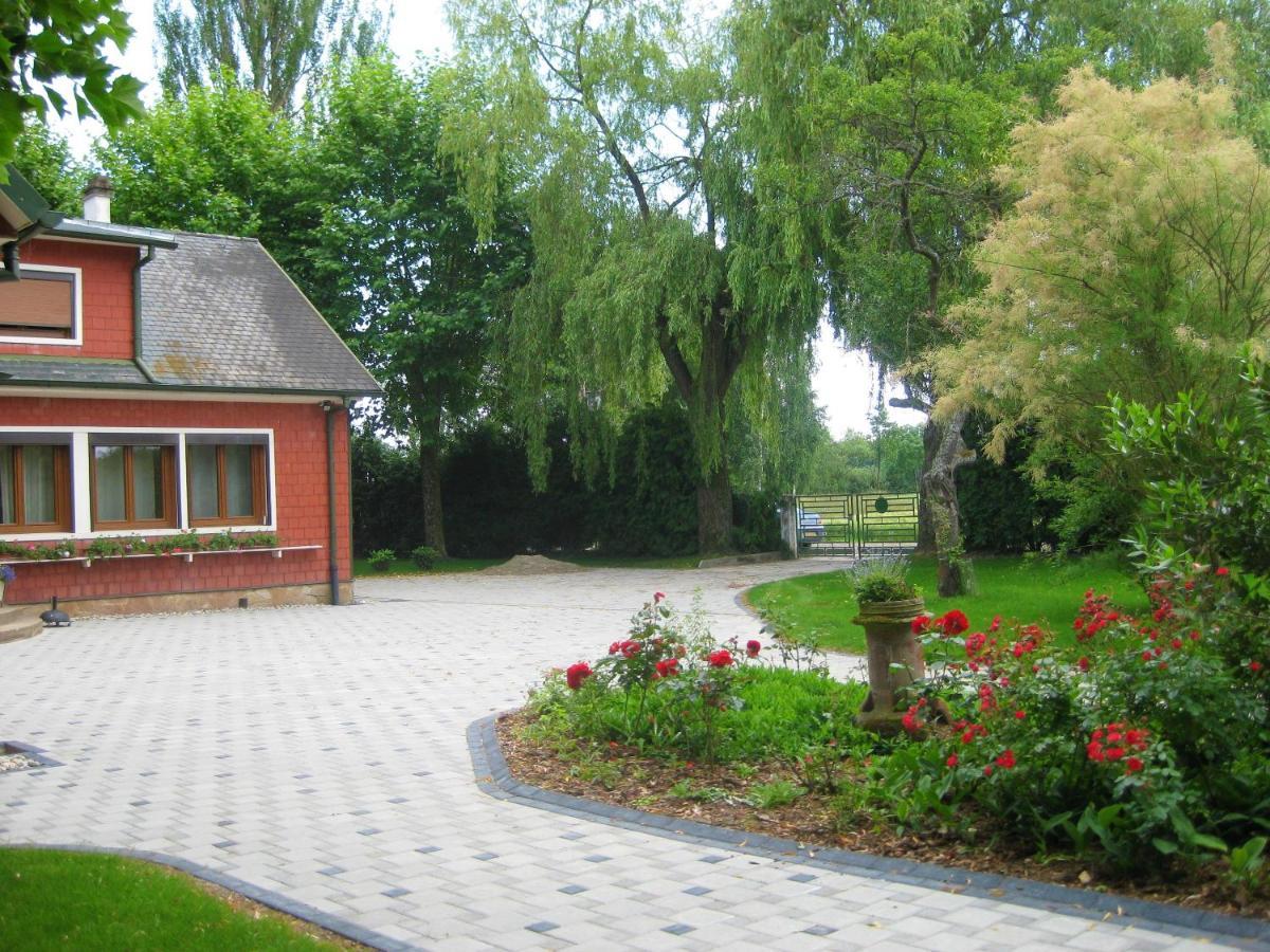 Vila Maison Spacieuse A Sermersheim Avec Jardin Cloture Exteriér fotografie